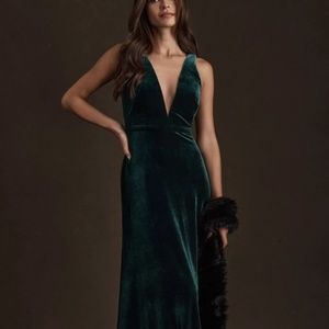 Jenny Yoo  Logan Dress / Deep V Column Gown / NWT / Emerald / Size 0